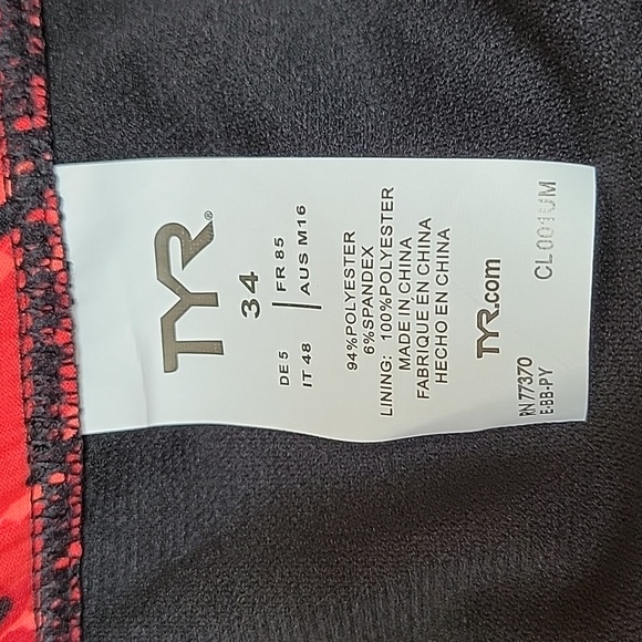 NWT- TYR ‘Perseus’ UPF50+ Swim Briefs - Picture 5 of 6